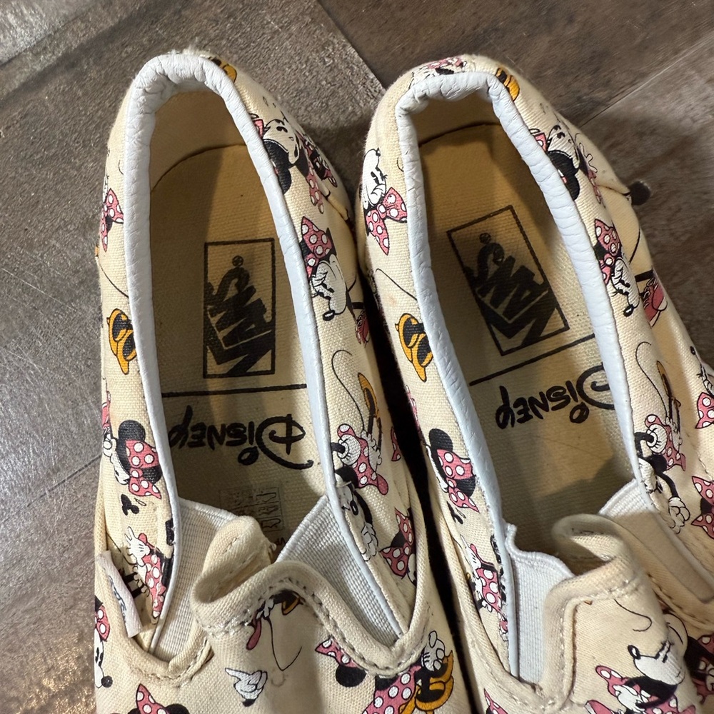 Vans X‎ Disney Minnie Mouse Shoes- 9.5 - Picture 6 of 7